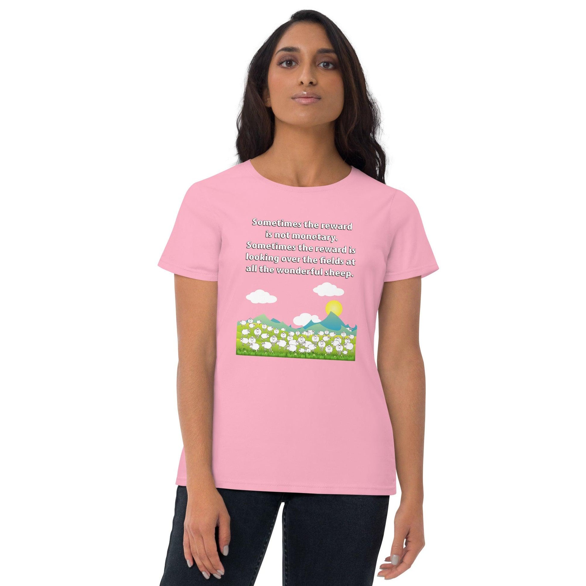 "Wonderful Sheep" Women's short sleeve t-shirt - Gizmo Graphic Works